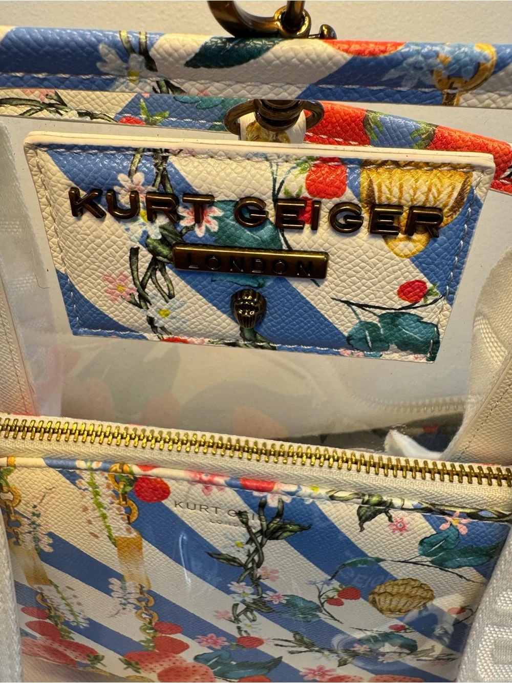 NWT Kurt Geiger Hampstead Clear Vinyl Strawberry Tote w/Pouch and Dustbag